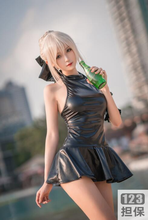 斗鱼主播腐团儿COS合集英雄联盟LOL风女大元素使拉克丝九尾狐阿狸少女前线95式玛修基列莱特黑贞德师匠蒂法黑呆一宝贝异世界生活碧蓝航线次元少女路人女主王者荣耀荆轲甄姬今夜留下来尼禄克守望先锋兔女郎蒂雅娘阿尔托莉雅