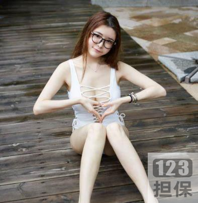 巨兔御姐小秋秋珍贵作品集：肉感激凸体质高颜值玉兔小翘臀大长腿ComicBody高端大气上档次九妖男朋友酒吧自拍Olive绝唱