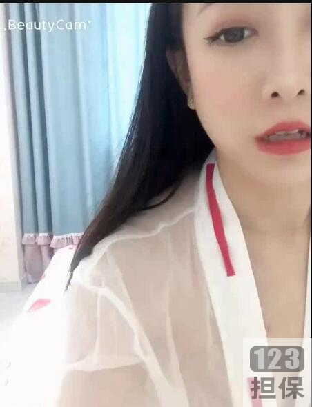 番茄仙韵磐娴土豪砸千金直播服装颜色小围裙black丝水手服JK深辅料女人堆撒娇直男商品高贵典雅的番茄仙韵磐娴土豪砸千金直播服装，时尚多彩的颜色，迷人的小围裙和黑色丝质水手服，适合年轻女性，展现深度和辅料的完美结合，让女人堆中的每个人都能撒娇，吸引直男的目光。