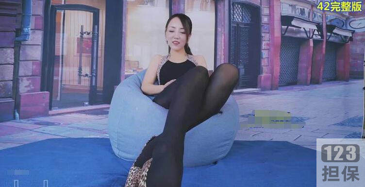 女神周晓琳的拳击COS新娘服，超清灌墨水风油精雪碧14G古风蓝丝衣