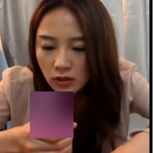 特莱沙lyainevan女神平台：颜值完美火爆的御姐型网红技术温柔