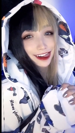 丽姬与交换枕边人的幽会：连衣长裙与皮带的奇妙交换