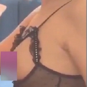 莉莉的健身小合集：颜值御姐自拍视频和照片