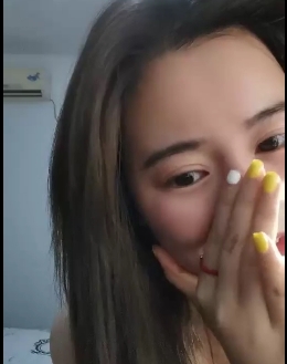 怡宝水多瓶，女主播，粉红，直播平台，御姐范，舒服，赘肉，完美，好感，视频，1.66G粉红女主播直播平台展示怡宝水多瓶，御姐范舒适完美，赘肉不再，给你好感的视频（1.66G）