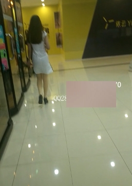 达叔街头涂鸦视频，网红小姐姐涂鸦大小