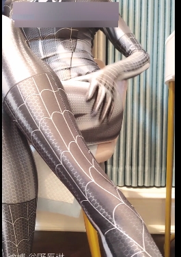 完具娜美COS蜘蛛侠角色的完美作品视频和照片