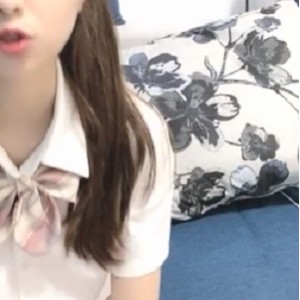 女主播李溪研的高三毕业视频直播