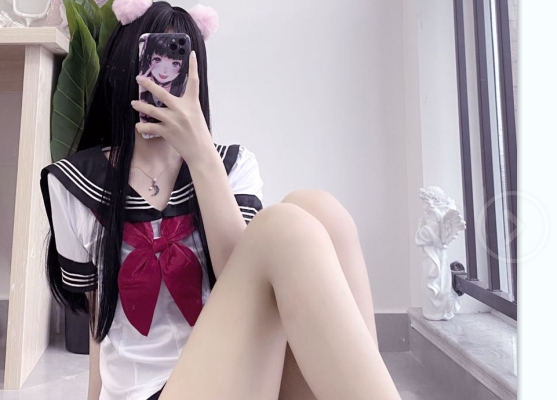 兔兔酱：网红大长腿，青春靓丽的视频和照片