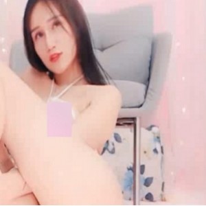 UT绿豆女主播直播作品欣赏：芳心珍藏的漂亮身材精选视频