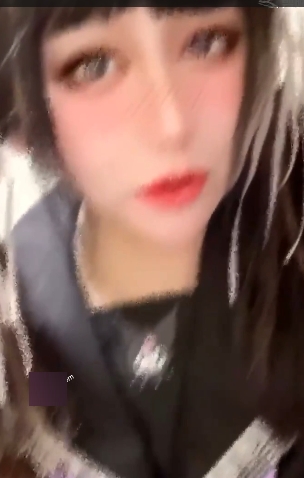 网红沙耶妹妹介绍黑色衣服给粉丝约约