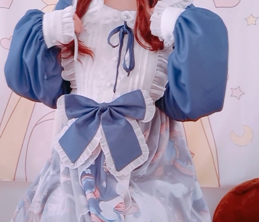 蓝色妹子黄金铂金王者身材铂金段位中上等不露脸