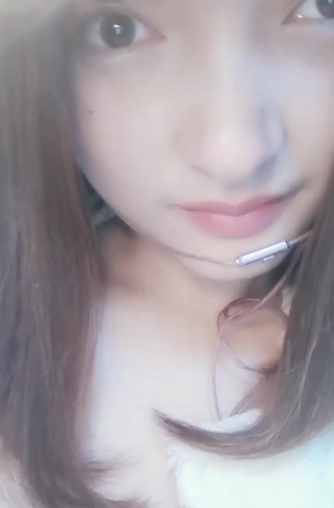 女主播阳阳小甜甜、七七小野樱和蔡小熊的视频合集，包括飞机和火箭等内容，总大小为1.77G。