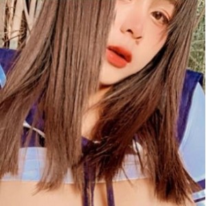 斗鱼直播：蜜桃、苏恩、Puls等颜值主播的多人运动直播平台OnlyFans：mintra44444的1V1.5G直播平台