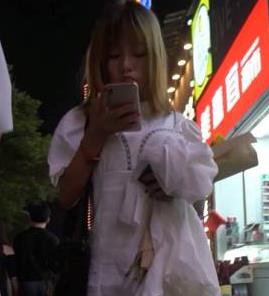 美女穿旗袍逛街约会，小嘴变化空档，天花板16V3G，肥美饱满资源