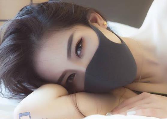 火爆亚洲人的健身达人-小姑妈S，推荐解锁大长腿的姿势，拥有完美身材和白皙脸蛋的朋友们必看！