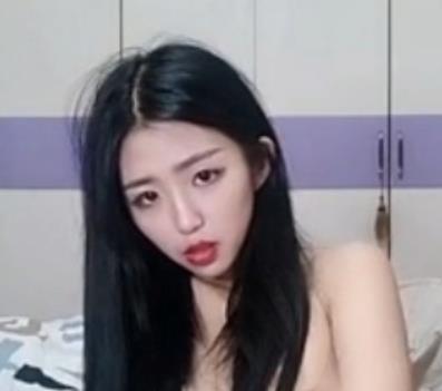 黑丝头套男子自拍视频