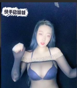 超人气本土美女主播欣妹妹的稀缺资源：巨R浮力热舞