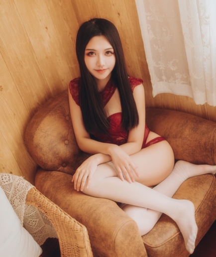 性感黑丝玉兔装扮的二次元美少女照片