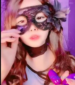 艾米主播的火辣舞蹈作品：加特林身材服装玩具