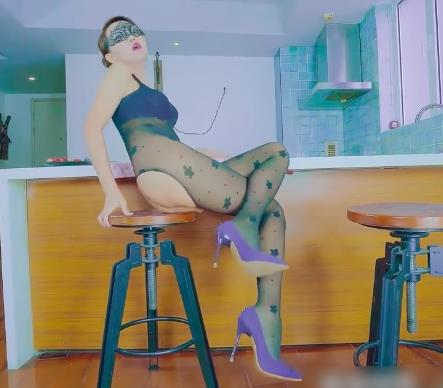 周晓琳：互动女神G杯，口味重，绝技九头身，89.5G，收藏下载学习