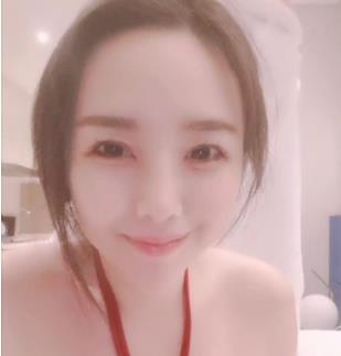 可可射宝:一款女性私密护理产品,能够改善女性某处问题肉鸡:一种适合养殖的肉质丰富的鸡品种下水:指下水道,用于排水的管道系统打粑粑作:指制作粑粑的过程内S:指内衣上的S字型设计,能够提升胸前软肉线条女神:形容拥有完美身材和颜值的女性身材:指人体的形态和比例颜值:指面部长相的美丽程度男主:指电影、电视剧等作品中的男主角废:形容某物没有价值或失去了作用的状态水:指液体水,是生命必需的物质3V:指电子设备