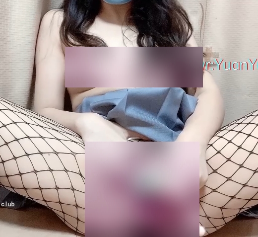 超人气的虎牙浮力姬，精选的高质量黑网袜，稀缺的白嫩型美人白玉兔，粉色小圆晕馒头鲍，性感的紫薇秀电动道具