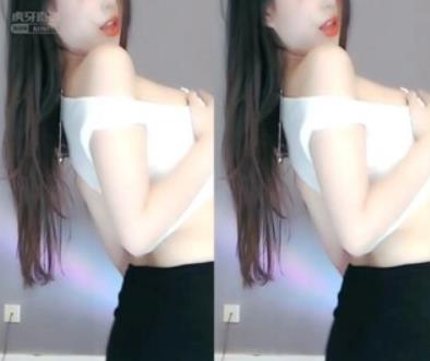 小仙女苏樱的高颜值直播间，浮力视频