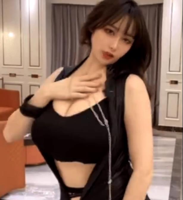 斗鱼主播F熊的大长腿和小仙女颜值资源