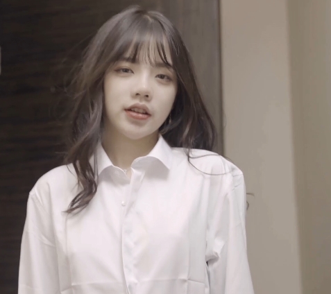 潘甜甜的绅士绝版三部曲：百度云水果传媒当家花旦女星顶流人物浮力姬