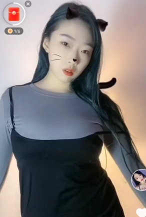 火辣网红妹子舞蹈视频：逆天身材小仙女快手巨R