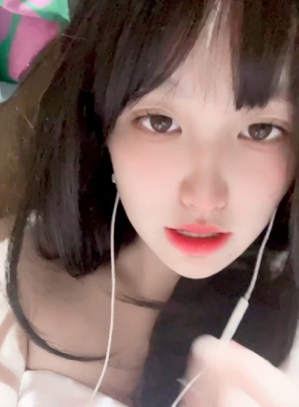 反差婊比心陪玩资源合集