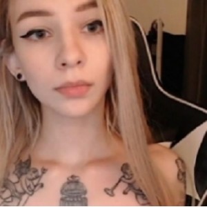 1.moon直播：热门直播平台2.欧美模特：时蓌in fang滥Ｌ?.文身：个性纹身设计4.纹身：独特纹身艺术5.车灯：高亮度车辆照明灯6.粉饼：持久妆容粉饼7