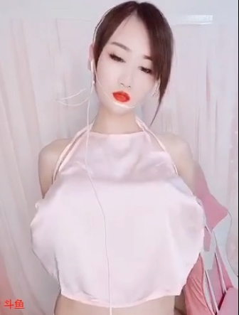 花椒直播兔小软定制露脸视频一对一服务