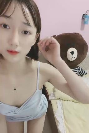 网红母女直播扣穴视频