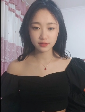 自行打包的半糖顶点高跟鞋百度盘的小糖粉色高跟鞋百度盘的小糖白色高跟鞋金色长发的空气净化器放松愉悦的空气净化器