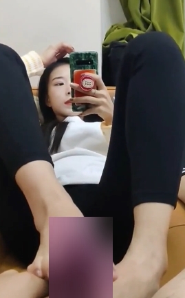 高颜值销售经理邓文婷的御姐风格足艺,男友专属款fj17v303M,百度盘下载