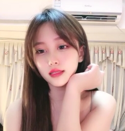 颜值明星的脸沉沦于表演，展现了脱衣秀的放飞自我，19v，18.8g