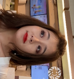 性感美女穿吊带包臀裙高跟展示翘臀的视频（百度云）