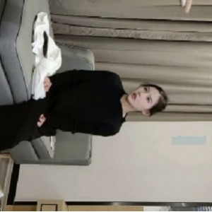 精选女装2+1打折活动，尽情享受购物乐趣