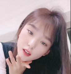 杨洋代言的纯反差妹老壁灯，自擦，打粑粑，2V，2.02G，百度盘