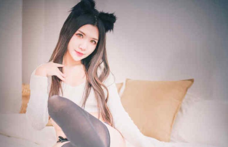 高颜值网红源纱希喵喵合集