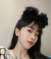OnlyFans资源合集：张贺玉与星巴克的精彩内容