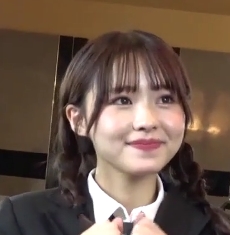 国宝级美少女姿势1V视频（754MB）