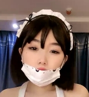 有趣的小姐姐扭腰摆臀穿着围裙翘起pp扒开的视频分享