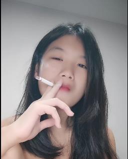 刷新认知！小妹妹自拍洗澡视频1小时，喜欢被C的小姐姐露脸进入