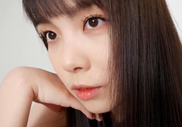 YunaTamago自拍视频合集，时长7.5小时，含小视频和道具表演