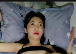 女生宿舍互动1V-1G，白嫩女主直接闺蜜，时长1小时15分