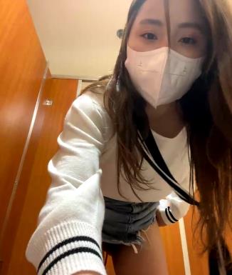Love-Lynn男厕T蛋P水秀主播资源合集，商场楼梯间自拍火爆视频，停更前最后精彩