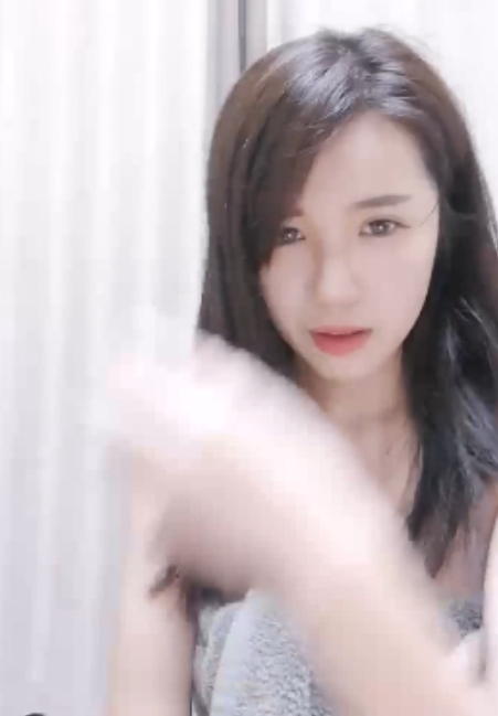 妹子菲菲直播合集：38g视频资源，百度、ED2K下载，增加老资源补充