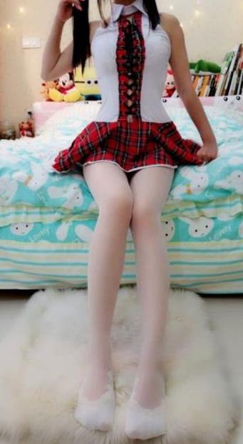 橙香静静御姐红色学生裙资源合集5.4G